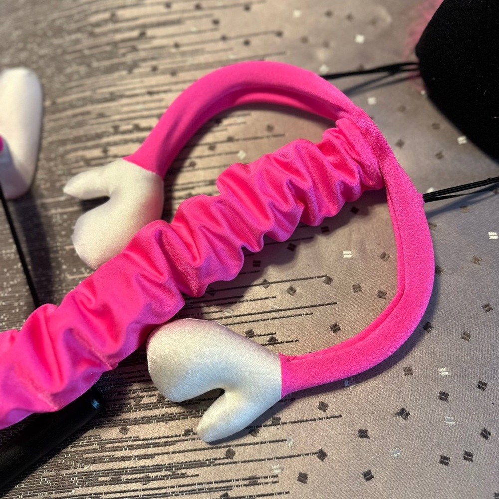 Pink Stretchy Puppet - Picture 2 of 15